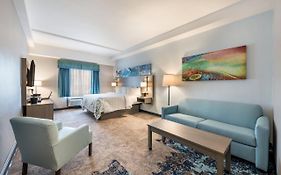Clarion Inn & Suites Virginia Beach